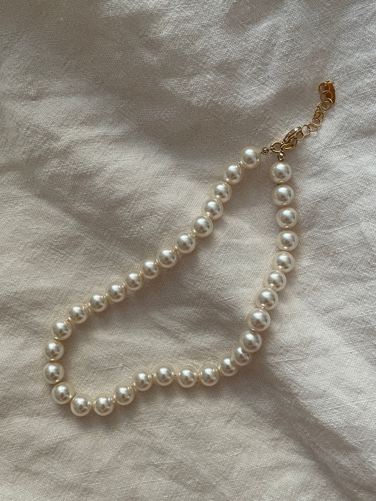 Classic Pearl Necklace (10mm)